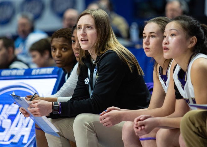 Bowling Green High School assistant coach Whitney Creech shouts instructions from the sidelines in the Purples' 58-45 win over Letcher County Central in the first round of the KHSAA 2022 Mingua Beef Jerky Girls' Basketball Sweet 16 at Rupp Arena in Lexington, Ky., on Thursday, March 10, 2022. (Grace Ramey/photo@bgdailynews.com)