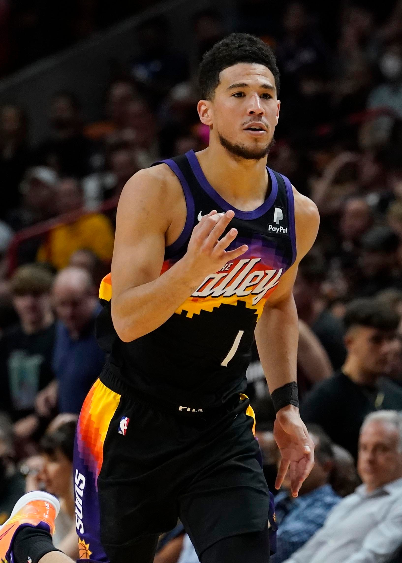 Devin Booker set to return after missing four games in COVID protocols