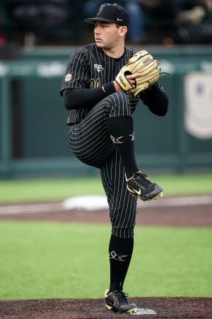 Vanderbilt pitcher Carter Holton (20) throws against Wagner during the third inning of the second game in a double-header at Hawkins Field in Nashville, Tenn., Friday, March 11, 2022.