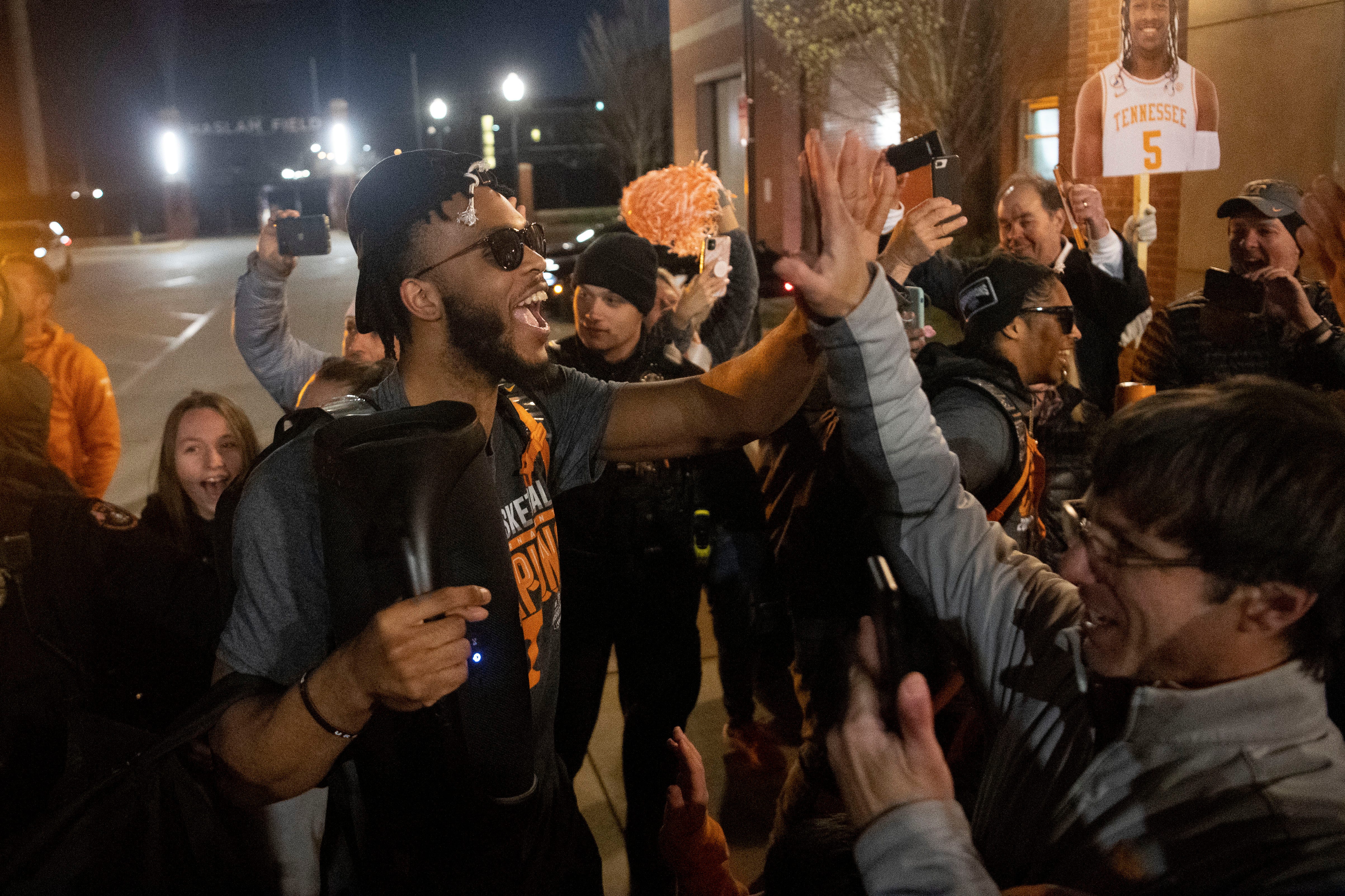 Tennessee Vols basketball vs. Memphis Tigers: Score prediction