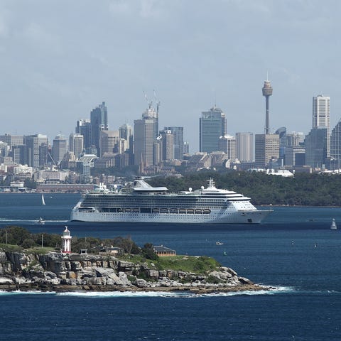The Radiance of the Seas departs Sydney Harbour on