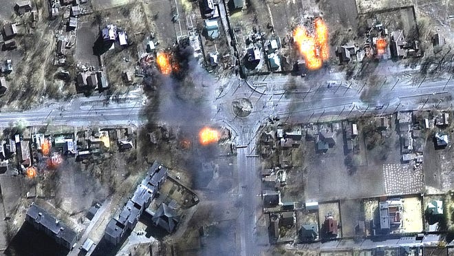 Les Russes bombardent l’école de Marioupol qui abrite des centaines de personnes