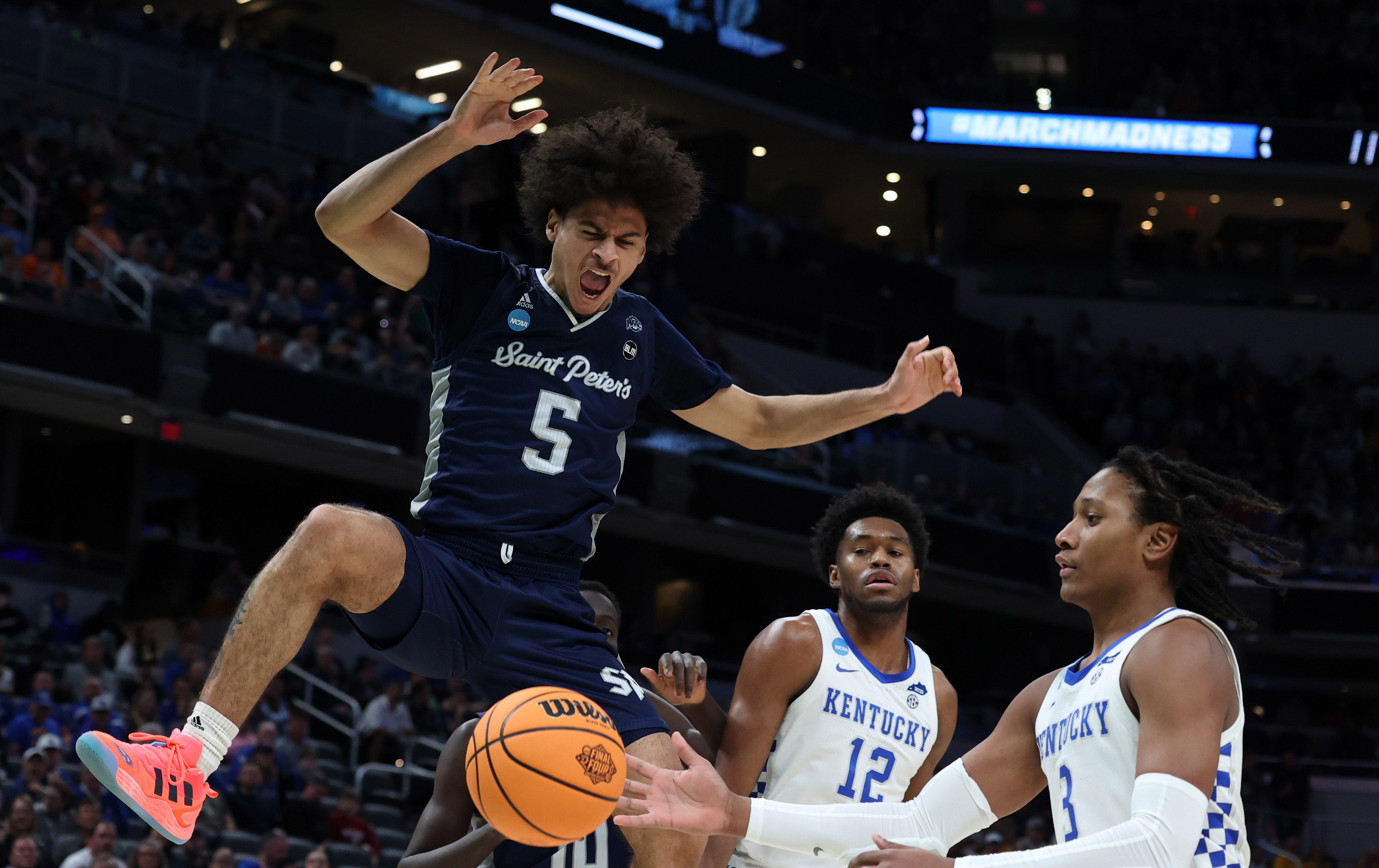 Mens march madness 2022
