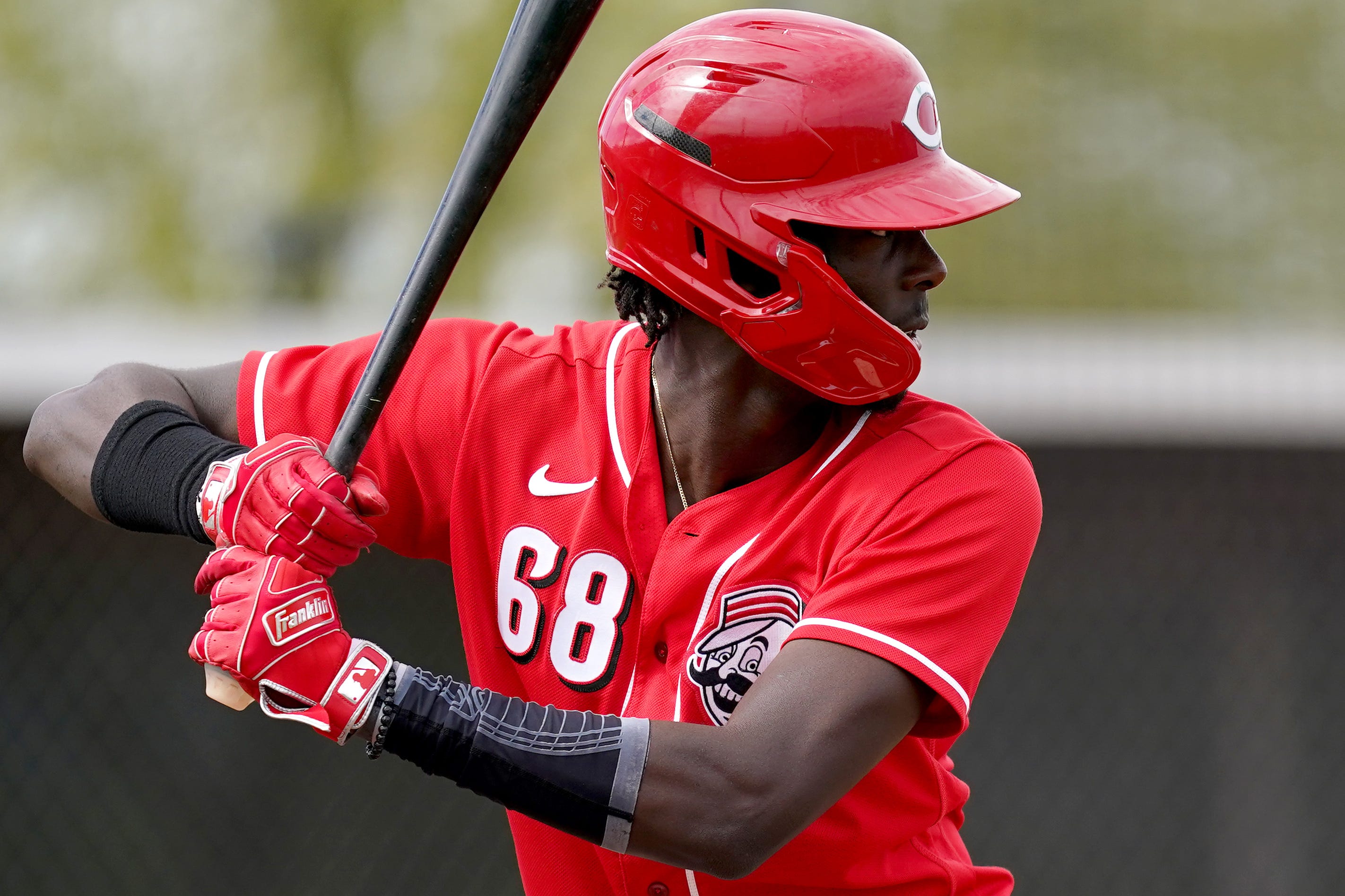 The legend of Elly De La Cruz What makes the Cincinnati Reds prospect