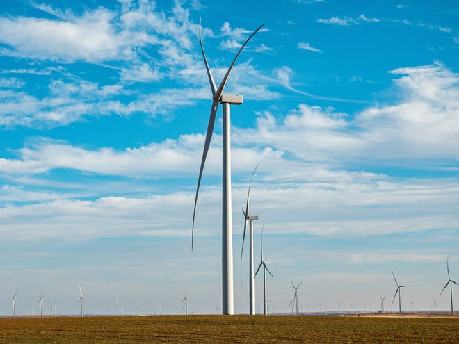 American Electric Power says its Traverse Wind Energy Center in Oklahoma is now generating electricity for customers in Oklahoma, Louisiana and Arkansas.
