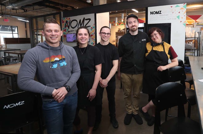 Owners sell Akron’s NOMZ eatery, take off to explore travel, cuisine Owners sell Akron’s NOMZ eatery, take off to explore travel, cuisine