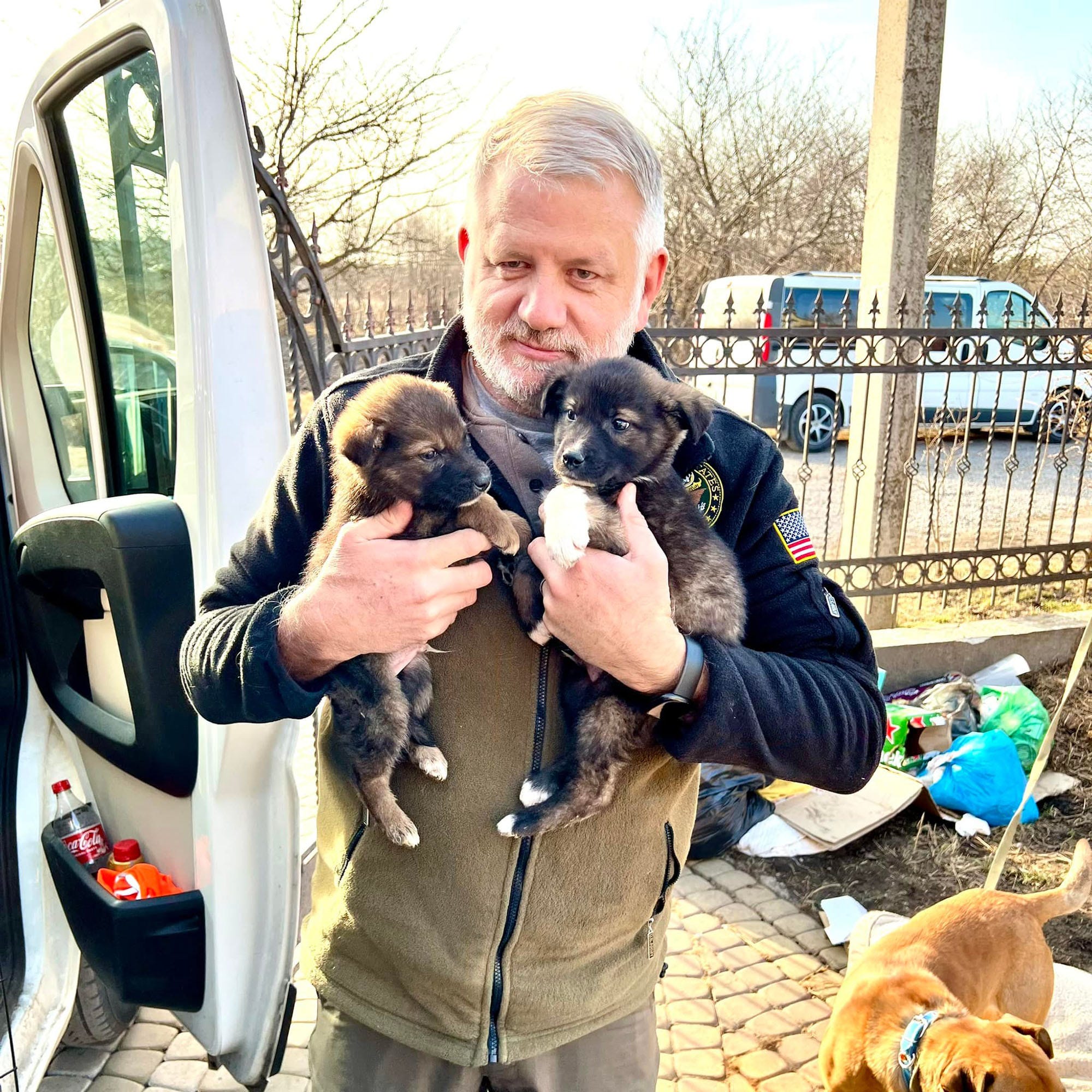Ukraine pets getting help from Florida animal rescuer Ukraine pets getting help from Florida animal rescuer