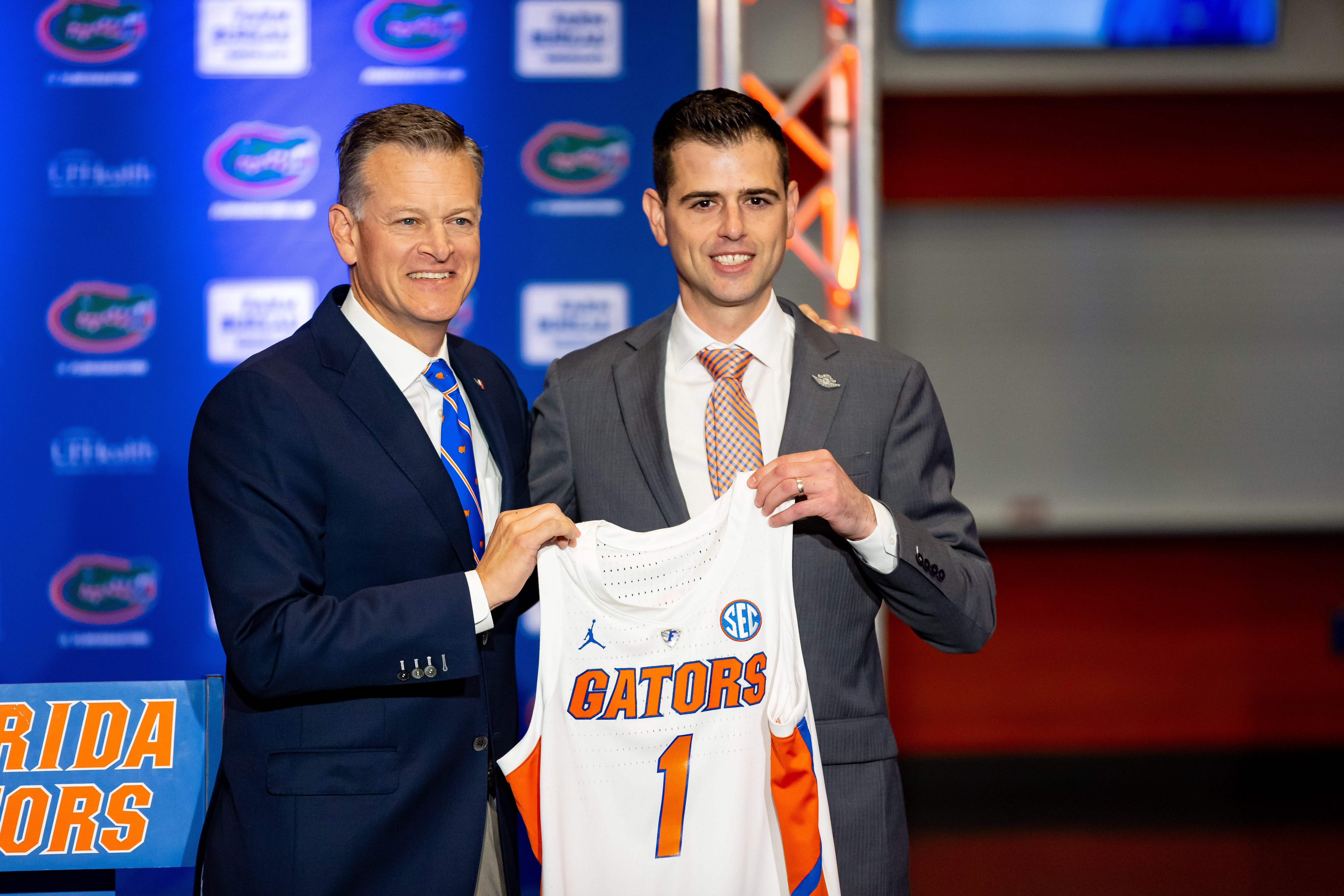 Florida basketball: Gators welcome coach Todd Golden to Gainesville