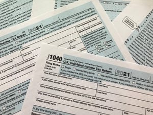 If your income is below $73,000, you can use a professional tax preparation service to calculate and file your state and federal income taxes for free. Yet most Americans who qualify for the free service are not using it.