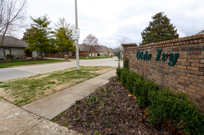 Residents of the Olde Ivy neighborhood want city council to vote down a proposed 22-home development with a "cluster" designation off of South Reed Avenue.