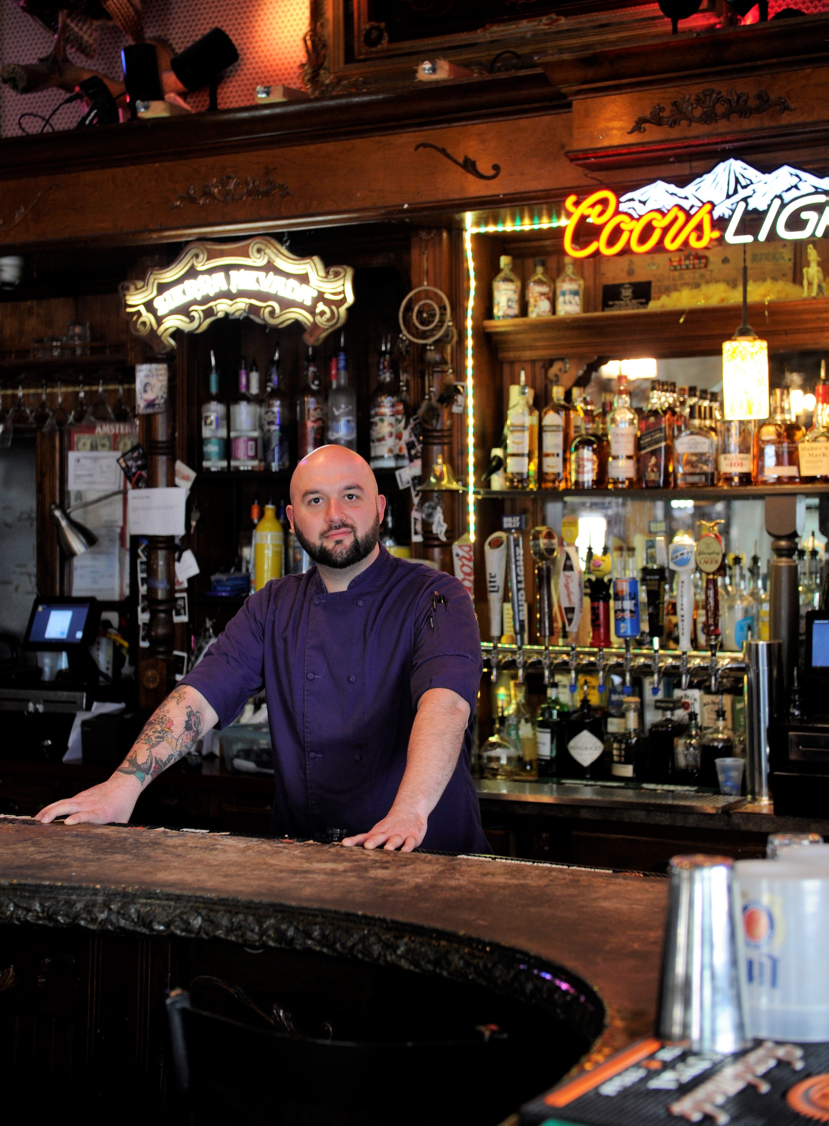 Lamasco Bar and Grill on Evansville Franklin Street revamps menu