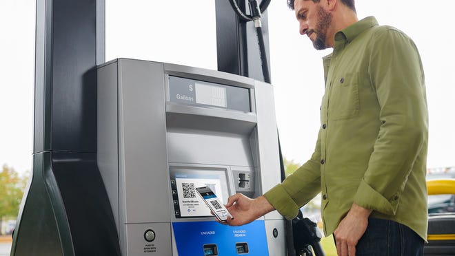 Scoop the best deals on gas in your community by signing up for a free Sam's Club membership today.