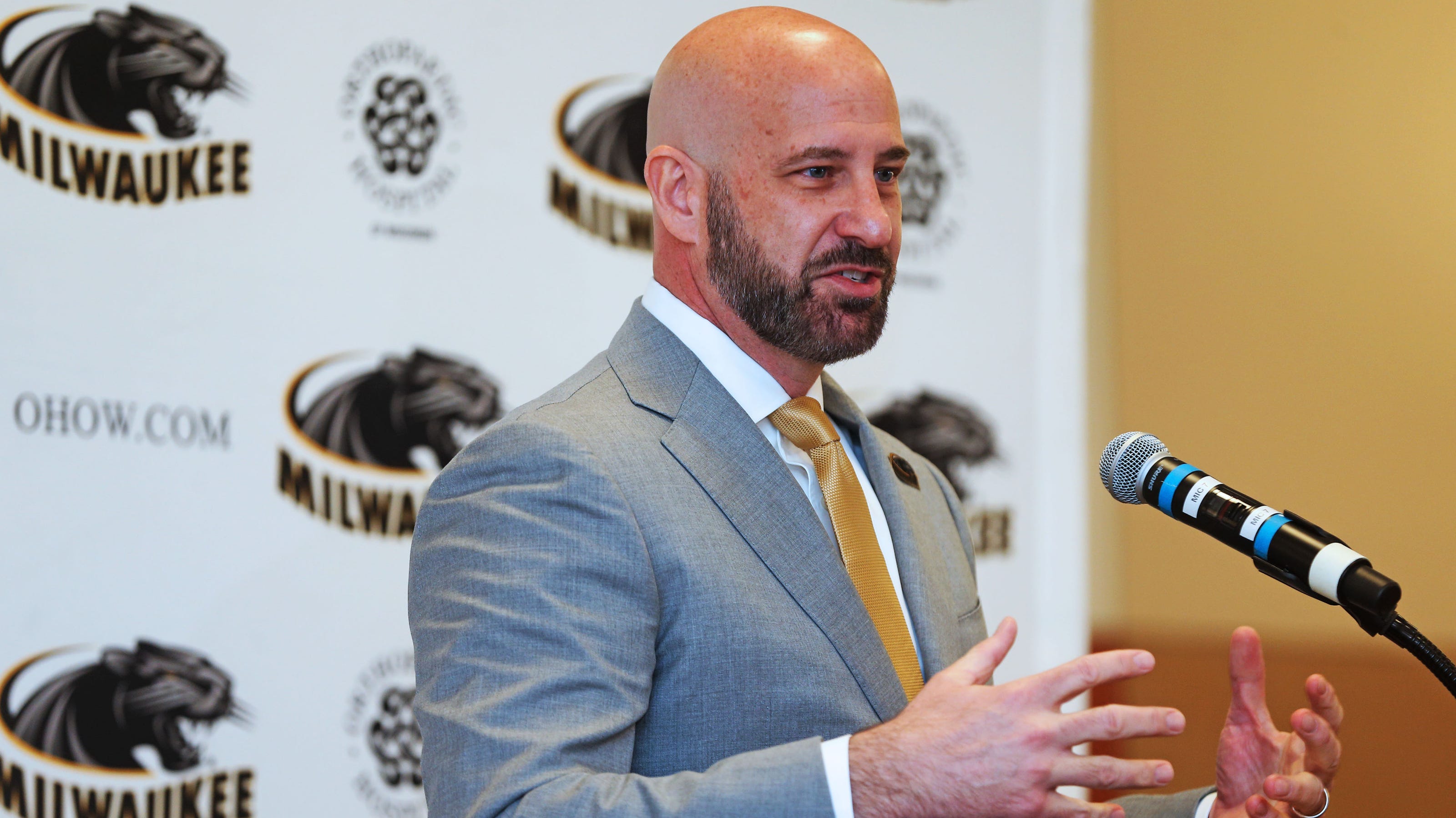 Bart Lundy's UW-Milwaukee basketball team has new-look roster