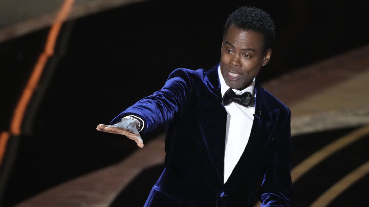 Chris Rock presents the award for best documentary feature.