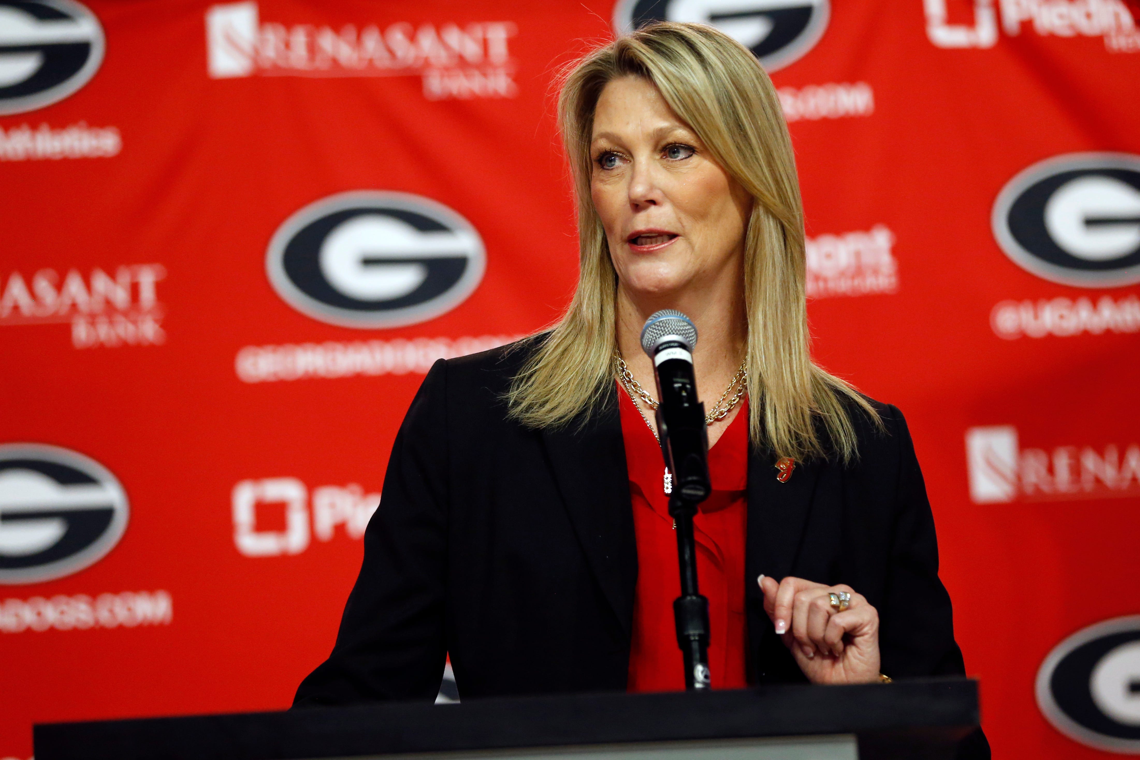 Georgia Basketball: How much is Abrahamson-Henderson making at UGA?