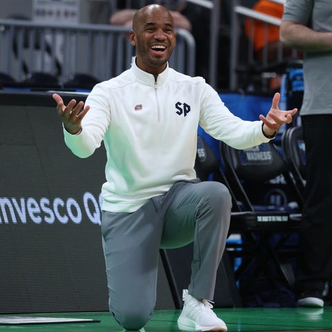 Shaheen Holloway will be introduced Thursday as Se