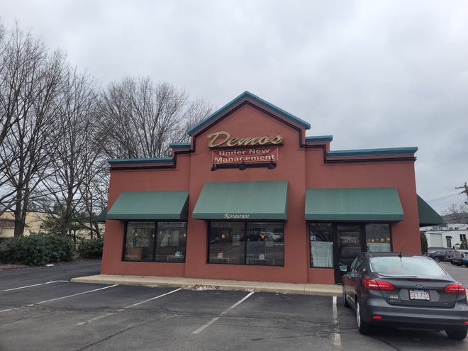 Οι επιδείξεις στο Waltham είναι πλέον το Boston Kebab House.