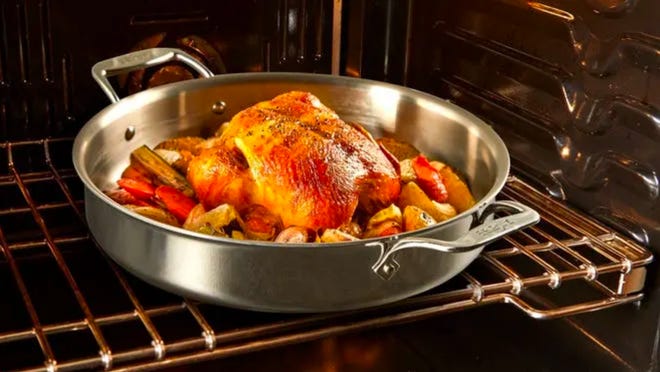 Shop All-Clad roasting pans, chef's pans, and more.