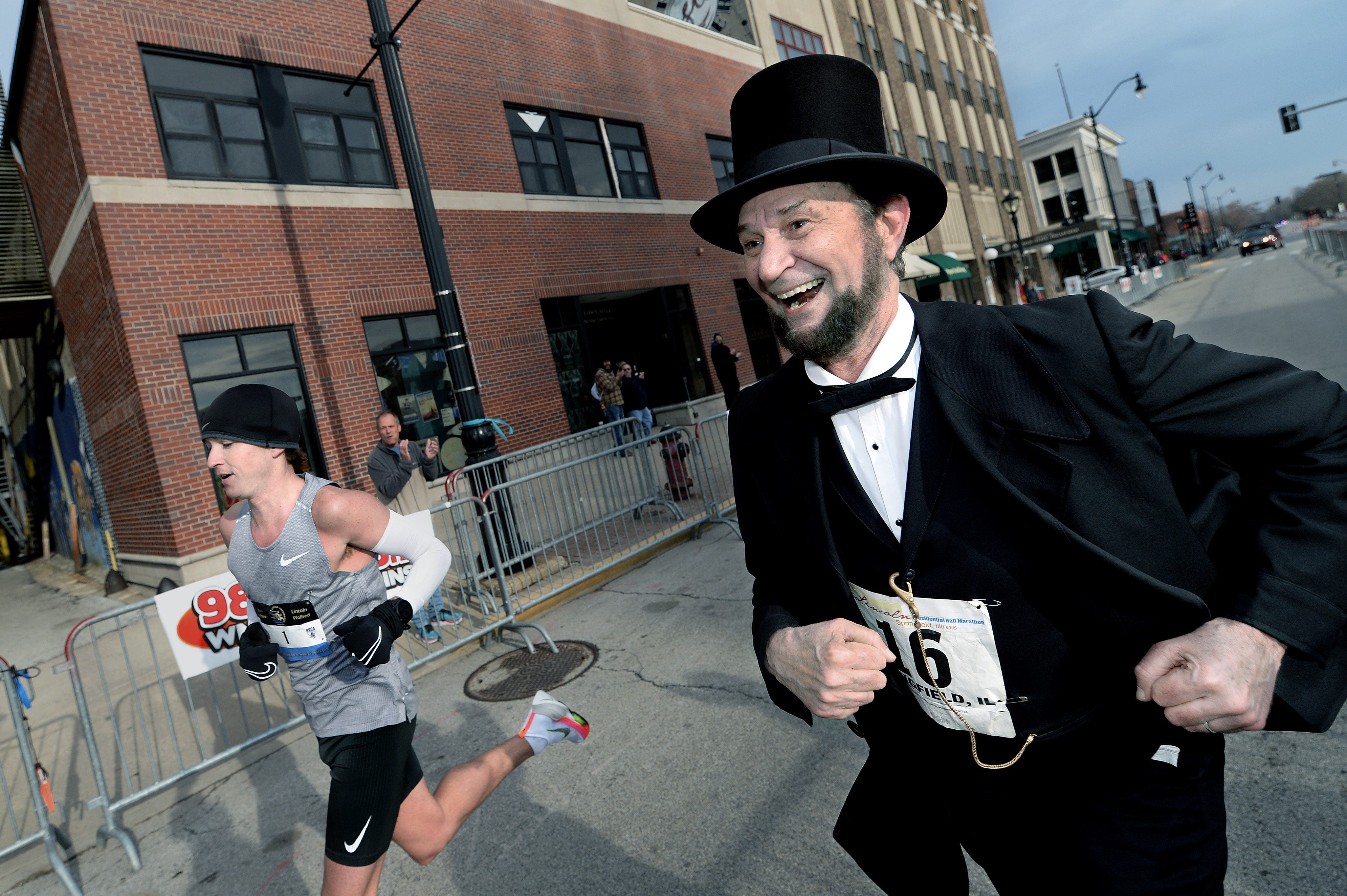 Lincoln Presidential Half Marathon race in Springfield IL