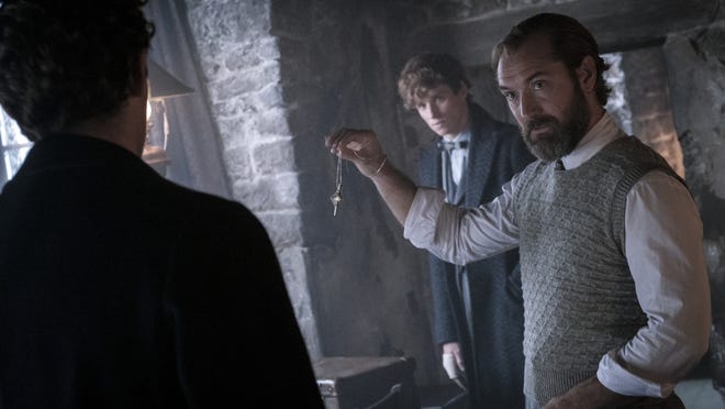f1940951-3895-4e38-973d-6bf25abeb394-rev-1-VER-D04-00043-Edit-r_High_Res_JPEG 'Harry Potter' TV collection coming to Max; 'Sport of Thrones' prequel to HBO