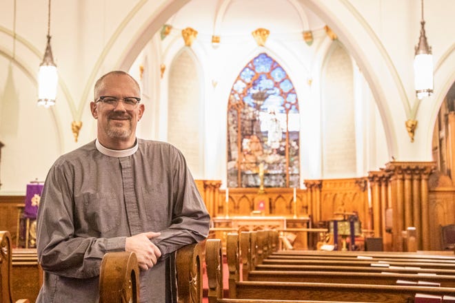 Originally from New York, Father Michael Ralph is the current associate rector at St Paul’s and moved to Ohio to be closer to his wife’s family.