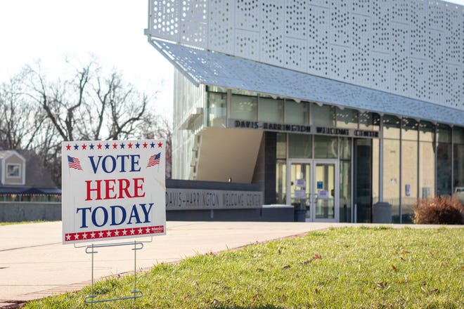 A "Vote Here Today" sign sits outside of Missouri State's Davis-Harrington Welcome Center the day of the April 5, 2022 election.