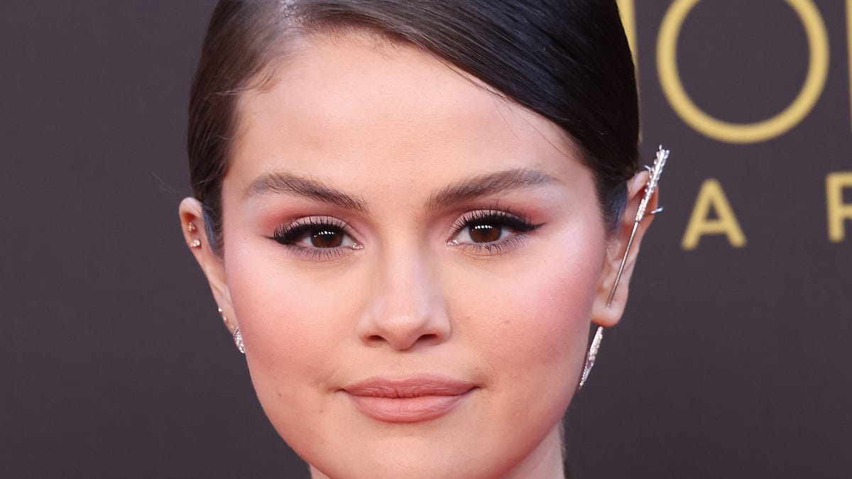 Selena Gomez is now billionaire with $1.3 billion net worth from Rare ...