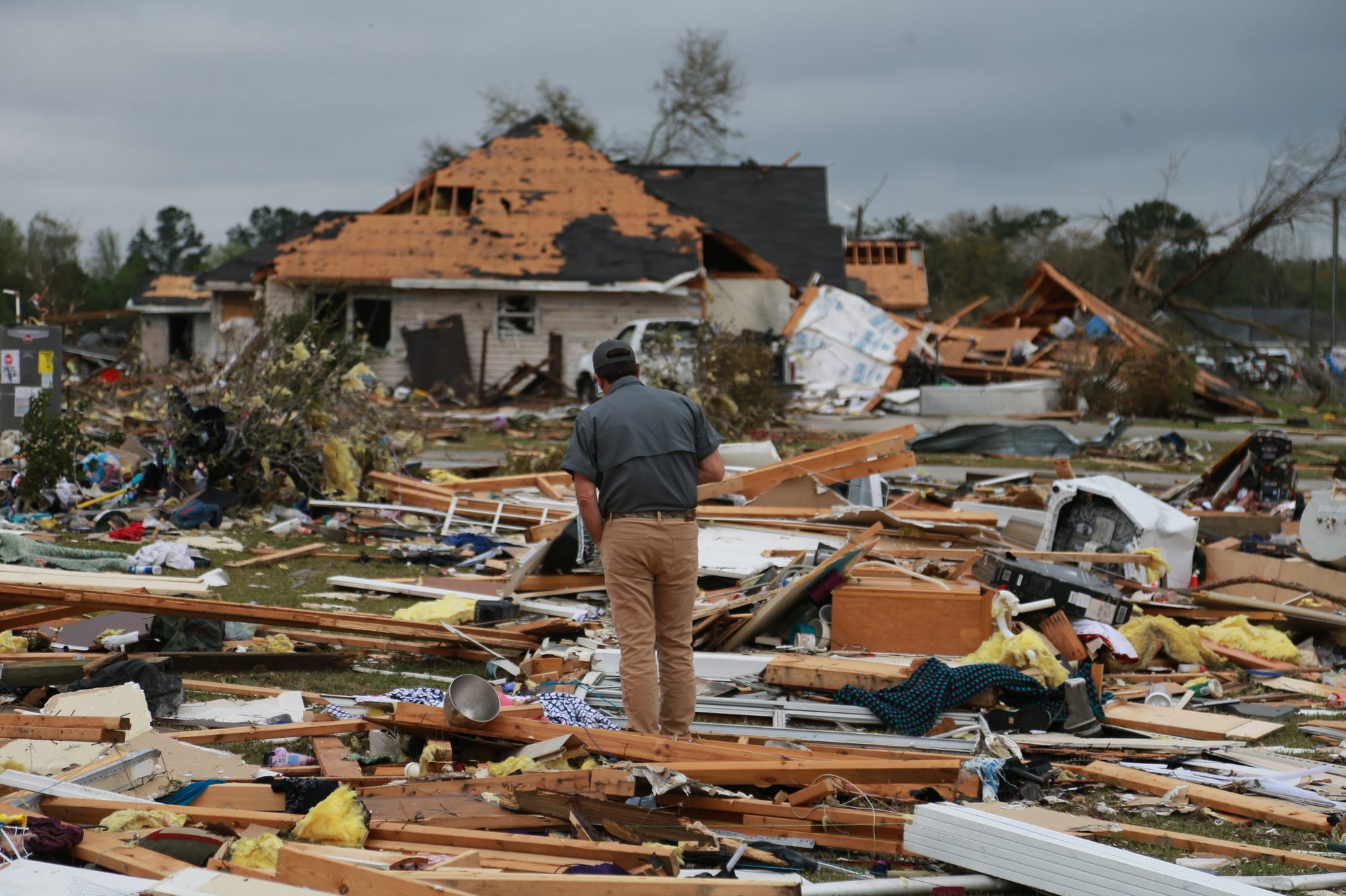 One dead, 8 injured from tornado in Bryan County,