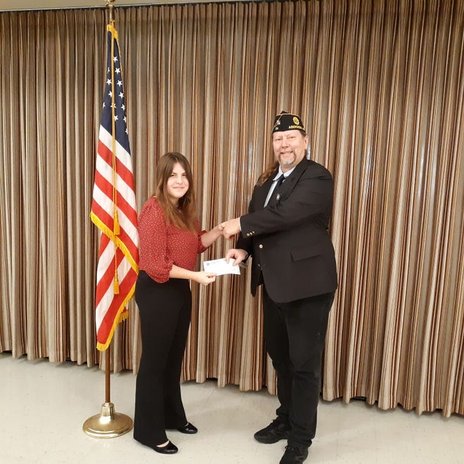 Fiala Herceg, a senior at Aberdeen Central Senior, won the District 4 American Legion Oratorical Contest and placed 2nd at the State contest. Herceg was also the 2021 State winner. Also pictured is Aberdeen Post 24 Commander Dale Strom.