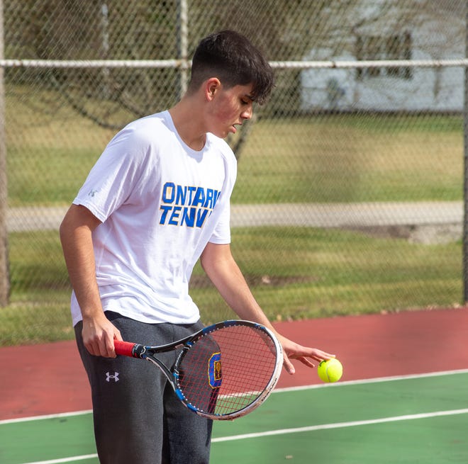 Ontario's Pablo Vidal Sanchez won first singles at the Jim Grandy Invitational to clinch the title for his team.