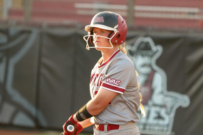 The New Mexico State softball team was swept by Seattle  on Saturday at the NMSU Softball Complex to lose the weekend WAC series 2-1.