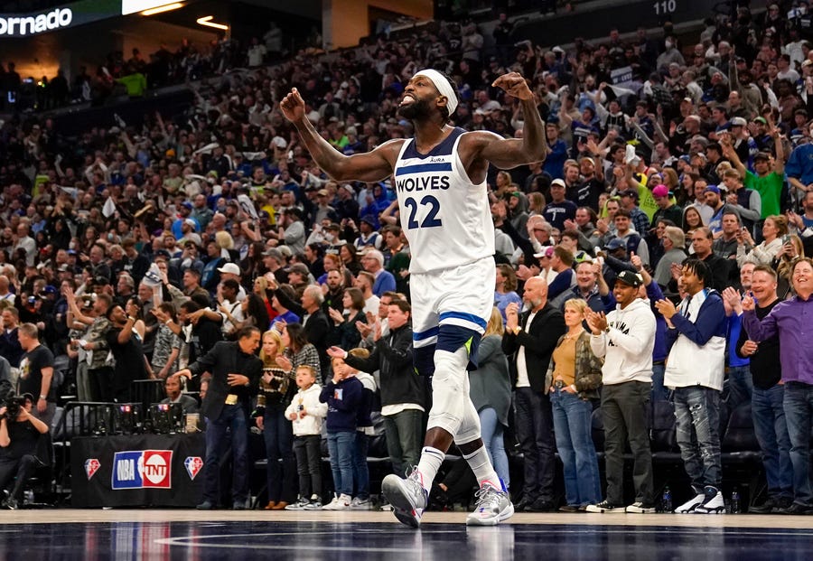 Western Conference: Patrick Beverley fires up the crowd as the Timberwolves rally past the Clippers to clinch the West's No. 7 seed.