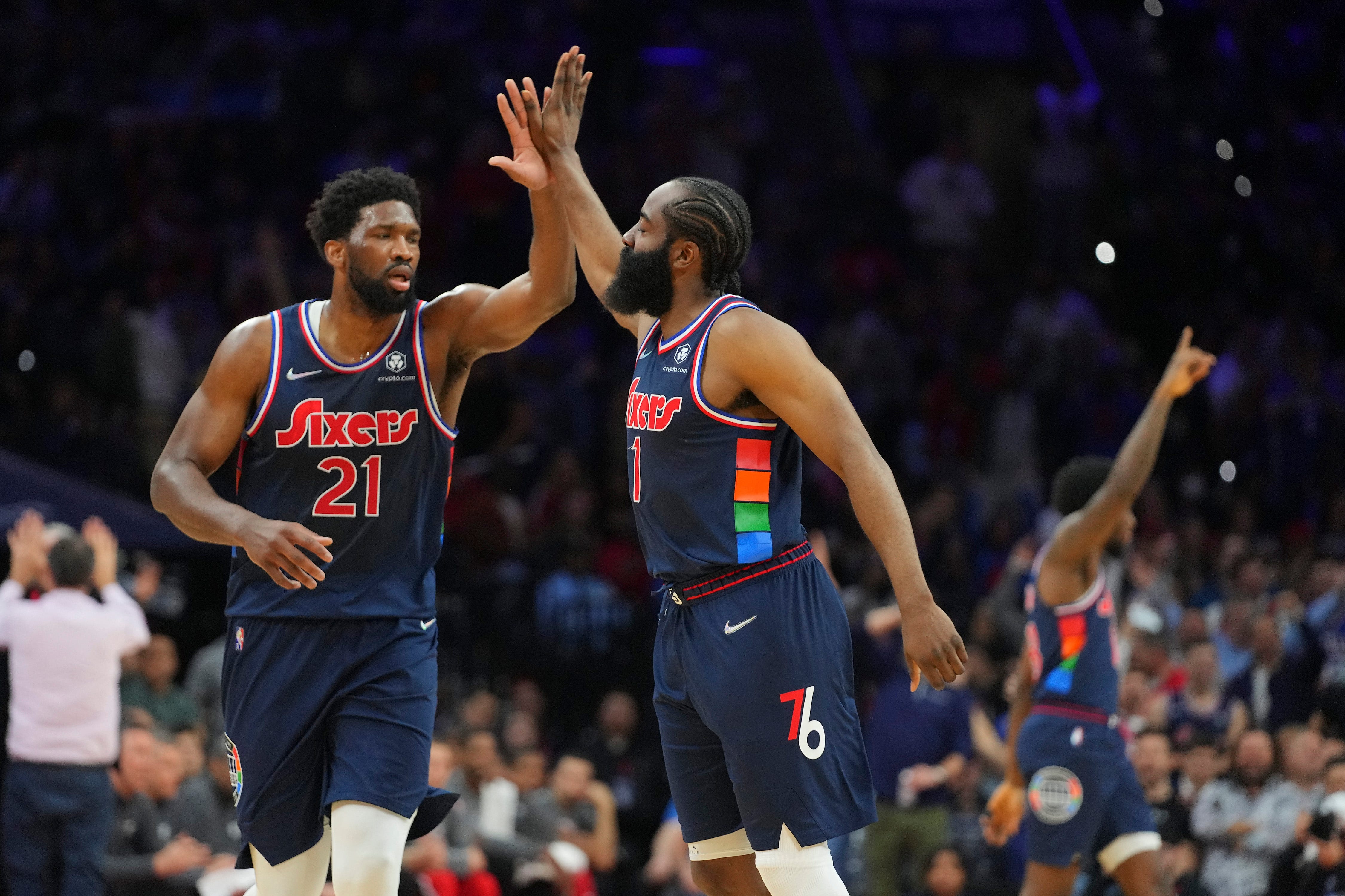 2022 NBA playoffs: Schedule, TV and live stream info for weekend first-round matchups thumbnail