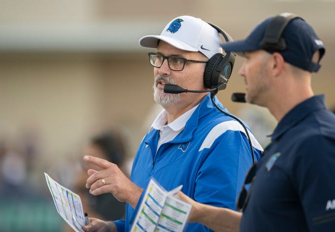 Argos head coach Pete Shinnick keeps an eye on the action the spring football game at the University of West Florida in Pensacola on Thursday, April 14, 2022.