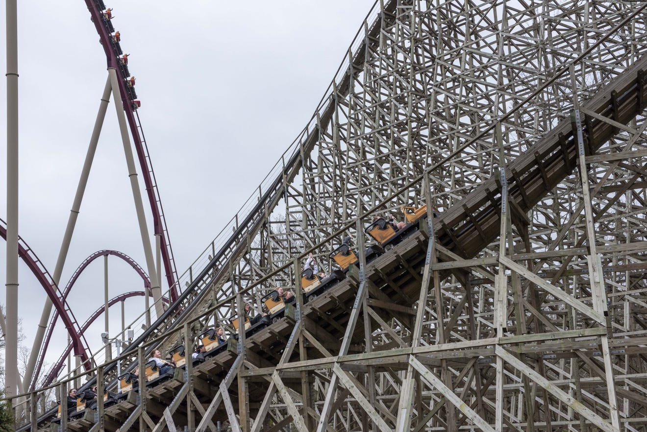 iPhone 14 crash detection calls 911 on Kings Island roller coasters, report says