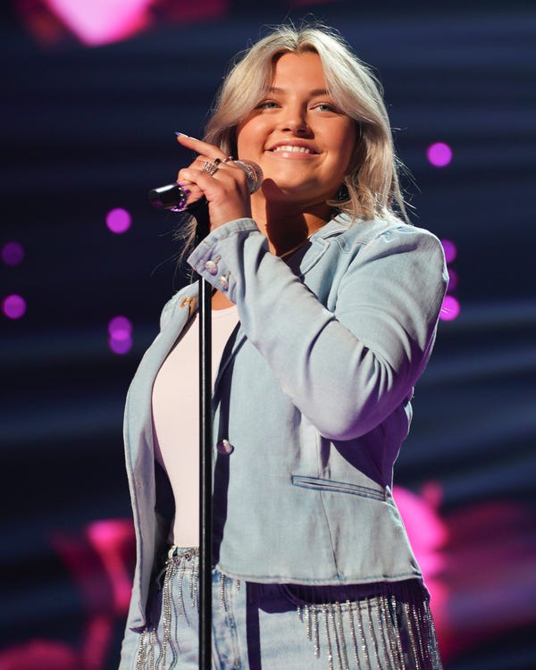 Emyrson Flora makes Top 20 on 'American Idol,' keeping her dream alive