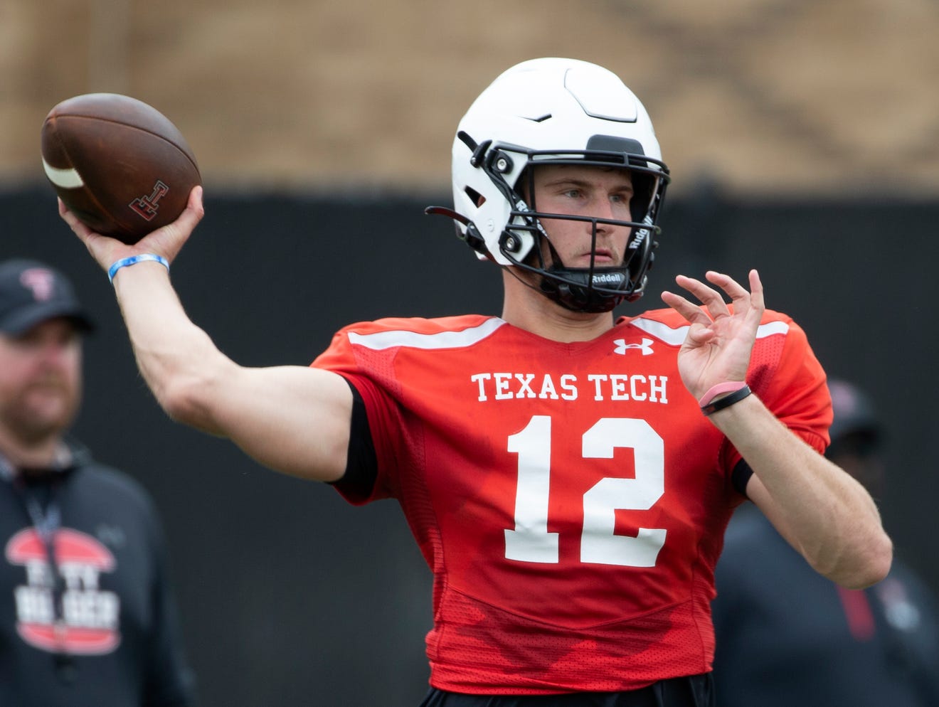 Texas Tech names Tyler Shough starting quarterback(00)