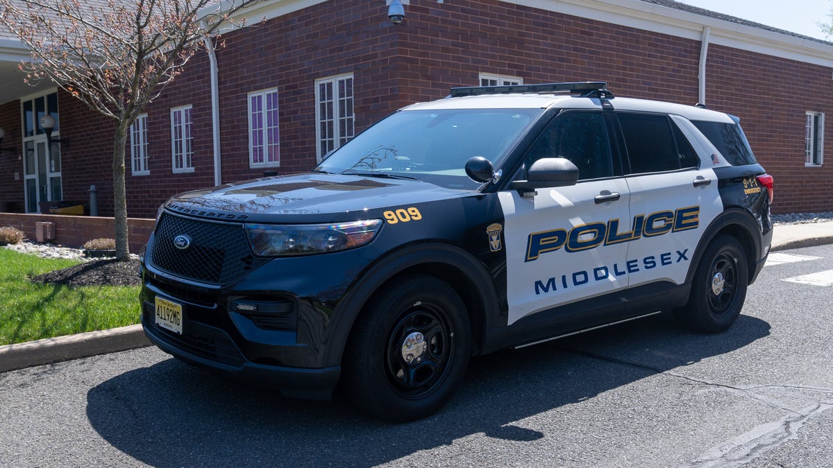 Middlesex Borough inks shared services deal with Somerset County 911 dispatch Middlesex Borough inks shared services deal with Somerset County 911 dispatch