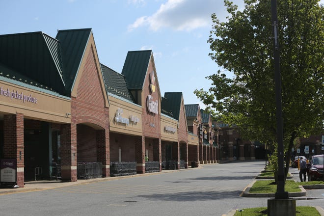 Shops at the Dove Run Shopping Center in Middletown