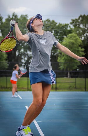 Parrish Community High's Odessa Eisch is the state’s second-ranked tennis player in the state in singles according MaxPreps.