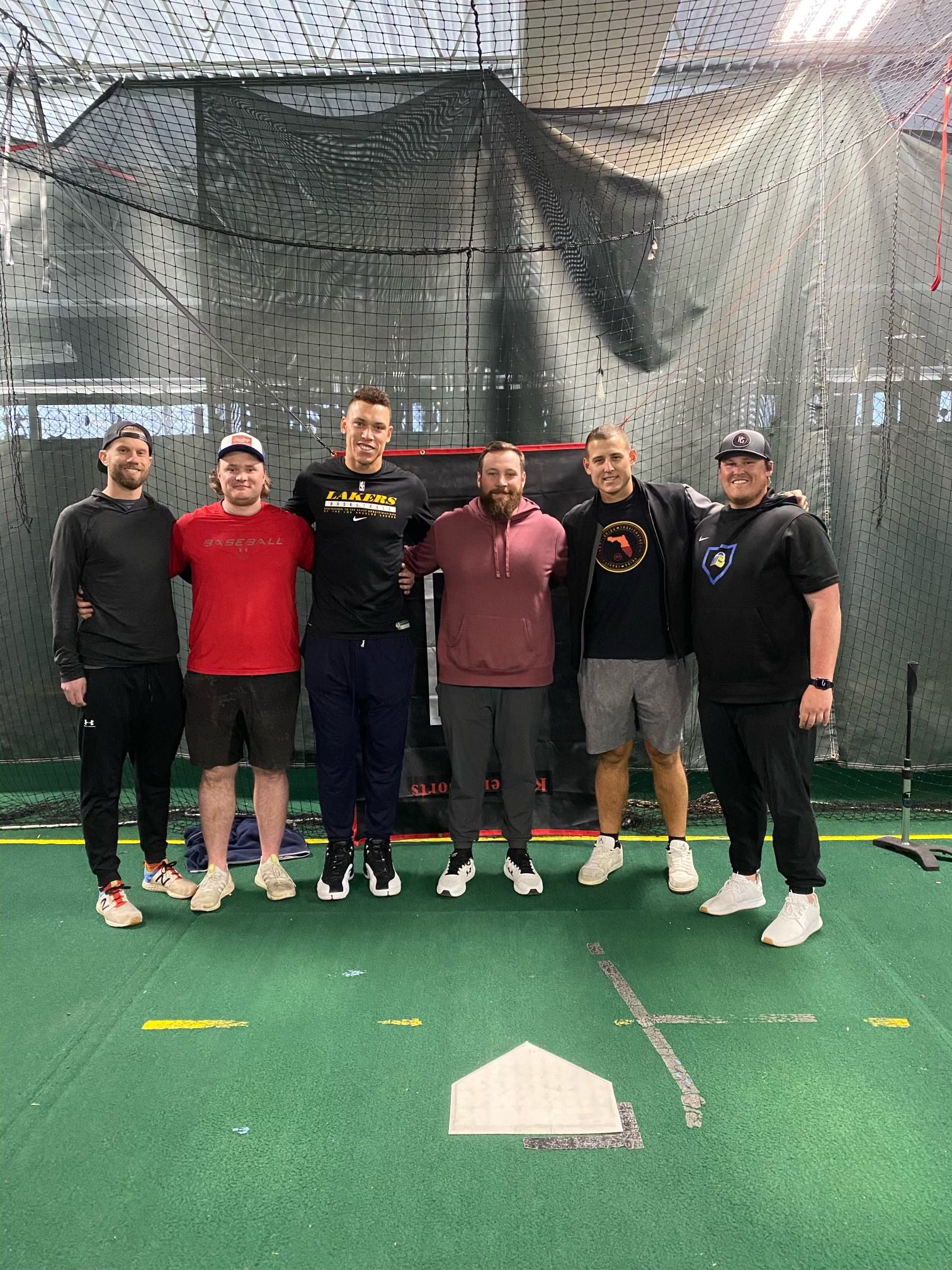 NY Yankees stars get some swings in at Waterford batting cage