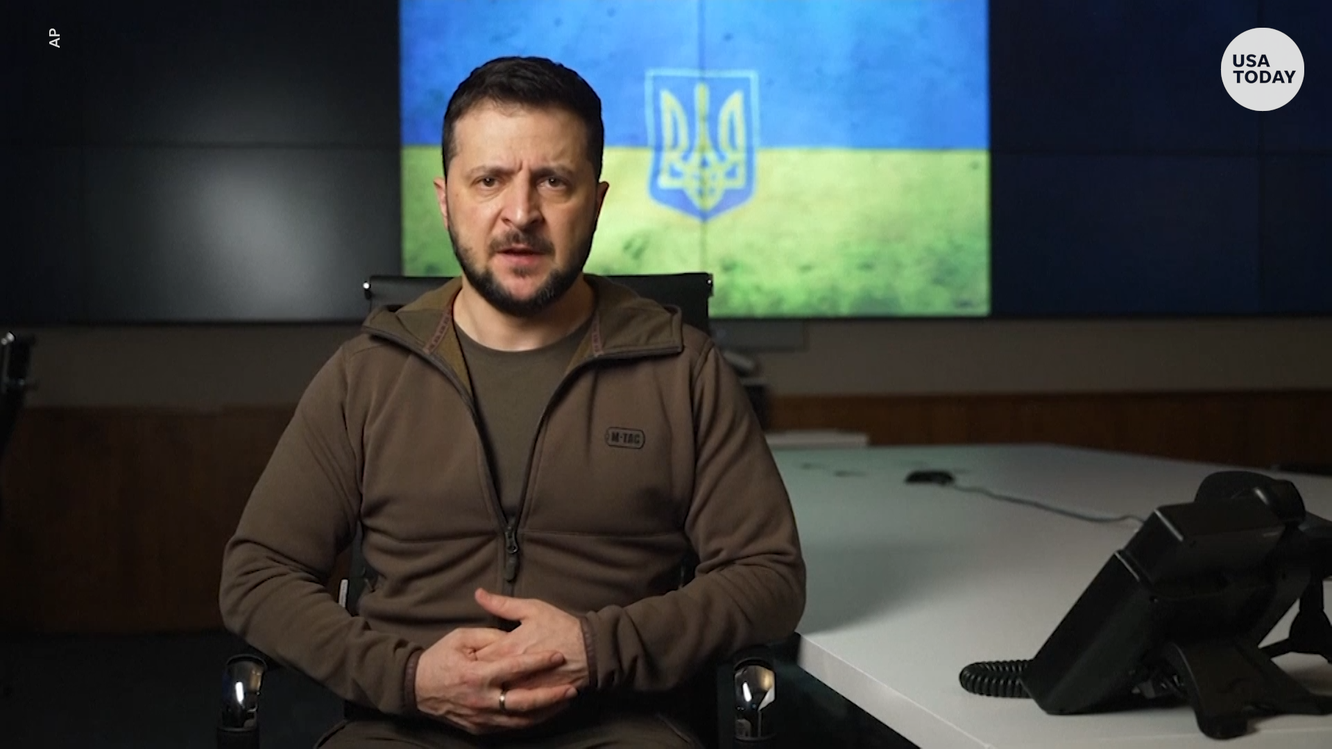 Zelenskyy condemns Russians for 'extremely severe' conditions in Mariupol thumbnail