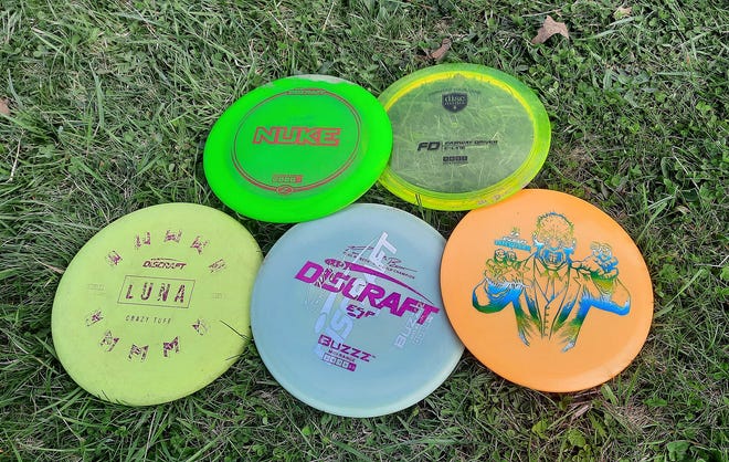 Discs for disc golf come in a variety of sizes and weights.