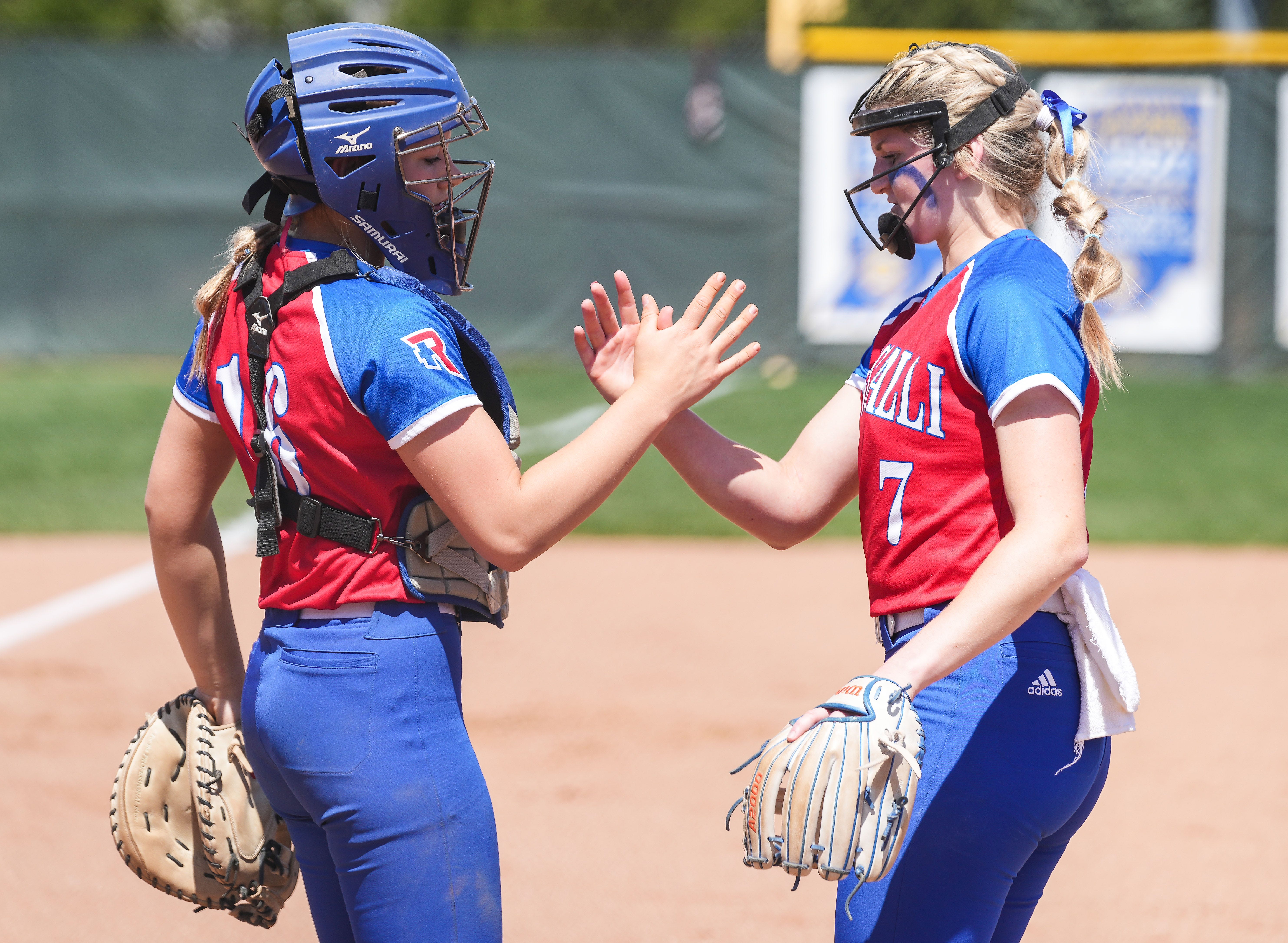Catcher, pitcher relationships important to success of IHSAA softball