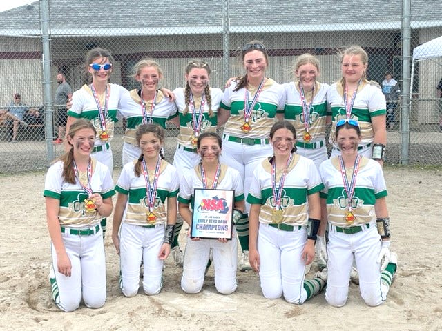 The 12U West Michigan Shamrock Softball team took the win at Potterville this past weekend. Pictured are Front row (from left):  Courtney Weaver, Lauren Lewis, Julia Travelbee, Delaney McCullough, Jillian Wallace
Back row (from left): Avery Clark, Claire Kelly, Mallorie Miller, Anna Berger, Lezlee Smith, Lani Miller