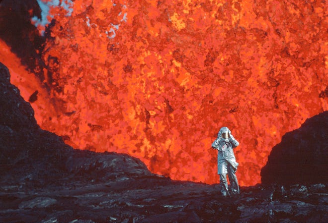 サンダンスのヒットドキュメンタリー「Fire of Love」は、溶岩でいっぱいのロマンスです。