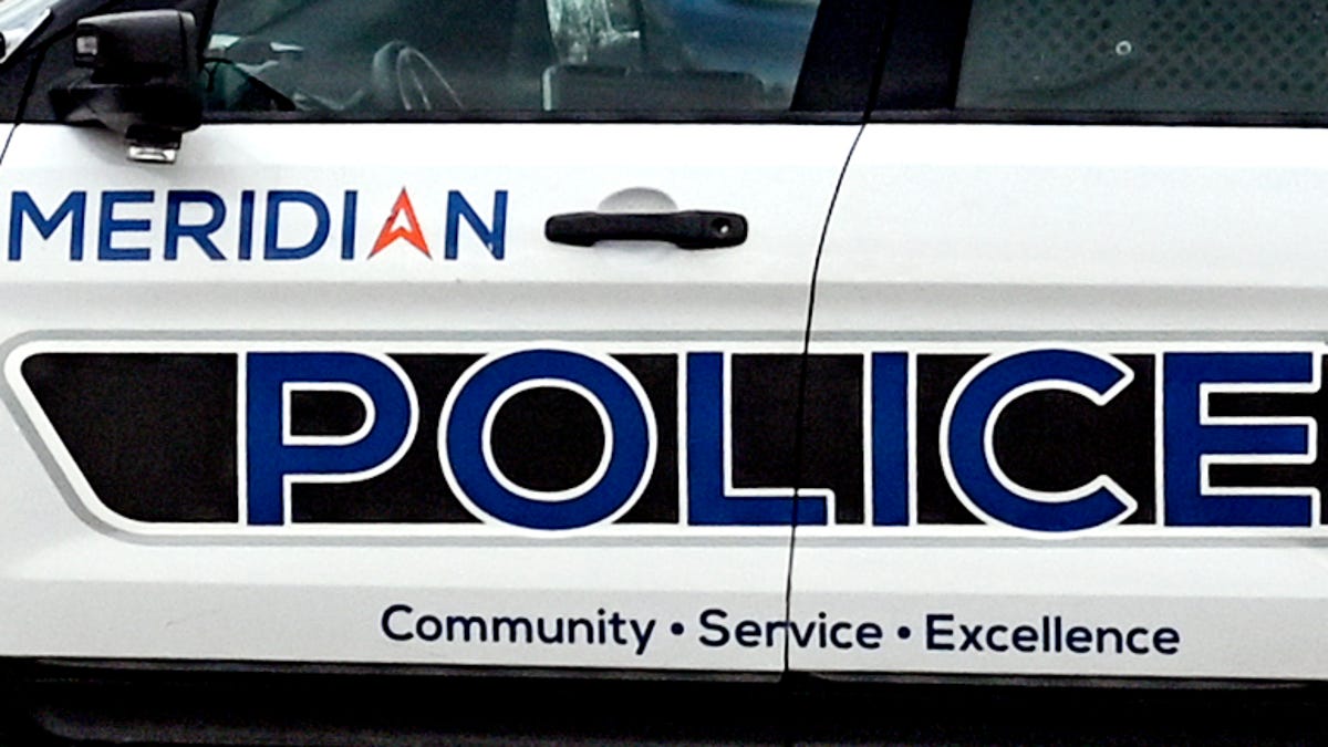 Kayaker on Red Cedar River finds deceased body in Meridian Twp Kayaker on Red Cedar River finds deceased body in Meridian Twp
