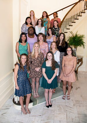 The Oaks Women’s Club recently awarded 16 Sarasota County students $5,000 scholarships each to assist in their college journeys. “These outstanding young women were selected based on their exceptional academic achievements, financial need and leadership skills,” Oaks Women’s Club scholarship chair Marti Byers said. Receiving awards were Venice High School's Ella Brookes, Alena Chamberlain, Shannon Dowdy, Faith Dunleavy, Lauren McMahon, and Ariana Romaner; Booker High's Miranda Casanova, Asiyah Hadley, Adelyn Morris, Sophia Santiago-Espinet, and Annabelle Weber; Sarasota High's Alina Orozco Vasquez; Cardinal Mooney's Ella Ann Woei; Imagine School's Neftalie Cajuste; and Riverview High's Samantha McLeod and Lily Steed. The Oaks Club has awarded more than $890,000 to 182 young women since 2002.