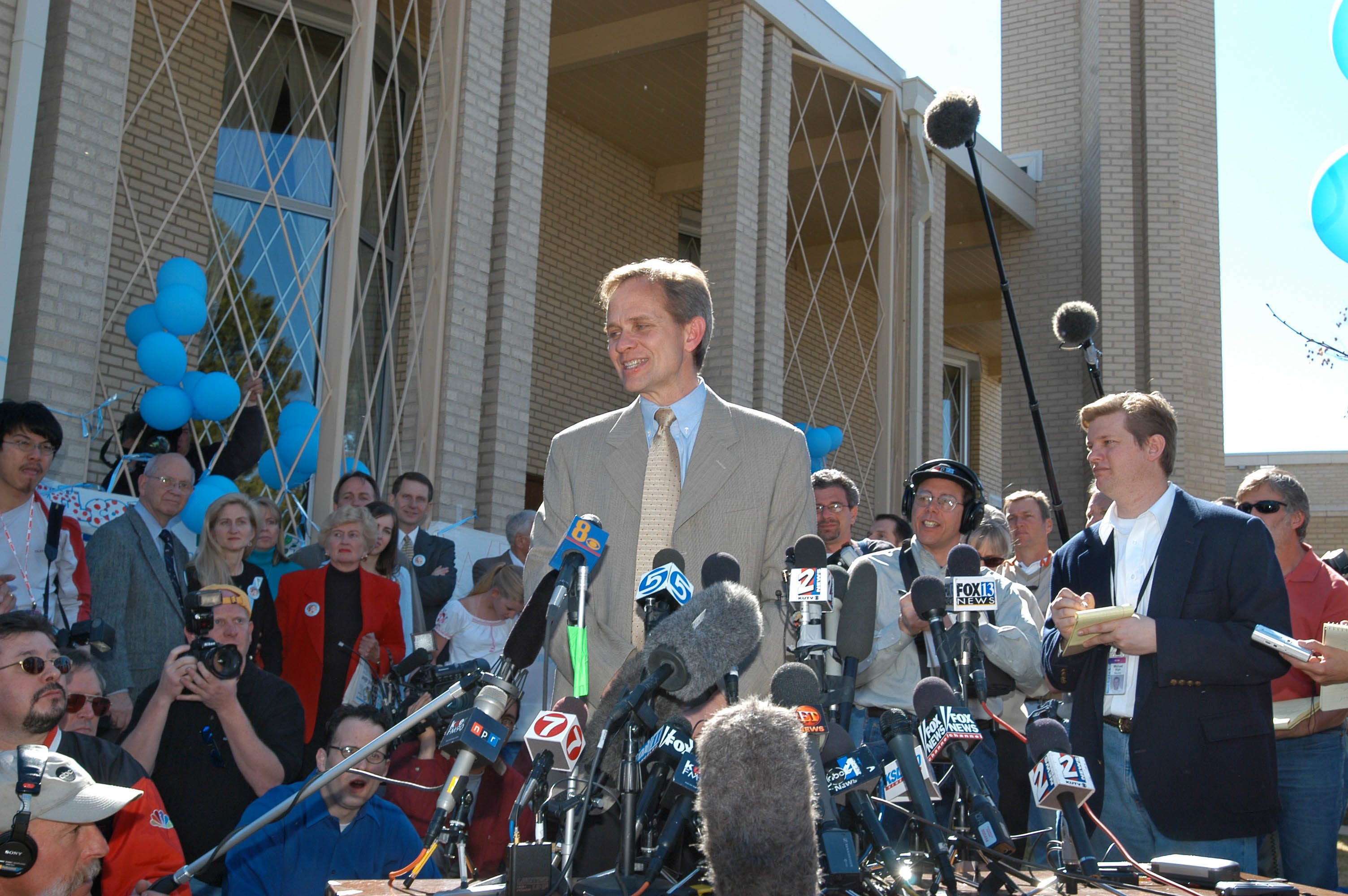 Ed Smart, the father of Elizabeth Smart, speaks during a news conference in 2002. Elizabeth was found nine months after being kidnapped from her bedroom in Salt Lake City.