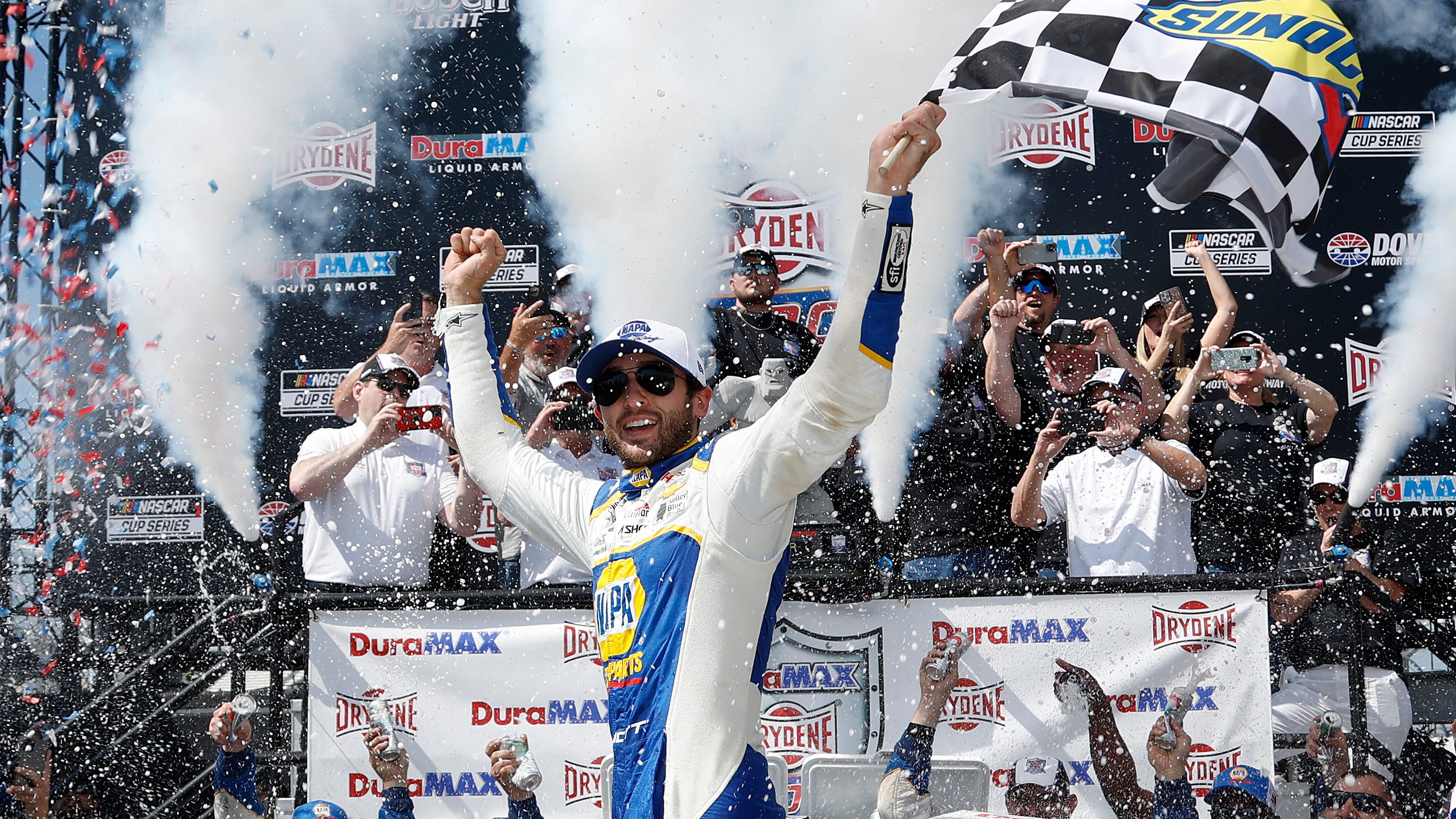 Chase Elliott wins NASCAR race at Dover for first Cup victory of 2022
